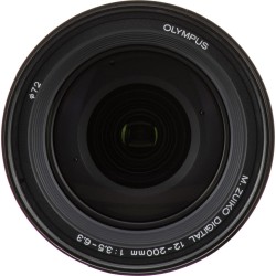OM SYSTEM M.Zuiko Digital ED 12-200mm f/3.5-6.3 - Beste zoomlens voor e-commerce fotografie
