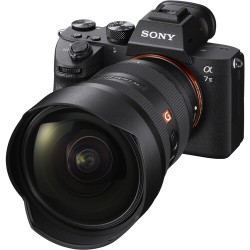 "Sony FE 12-24mm f/2.8 GM - Ontdek de scherpte en kwaliteit van Sony lenzen bij Foto-Groep"