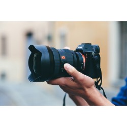 "Sony FE 12-24mm f/2.8 GM - Ontdek de scherpte en kwaliteit van Sony lenzen bij Foto-Groep"