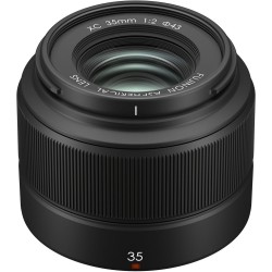 "Fujifilm XC 35mm f/2.0 Zwart - Hoogwaardige lens voor scherpe foto's | Foto-Groep"