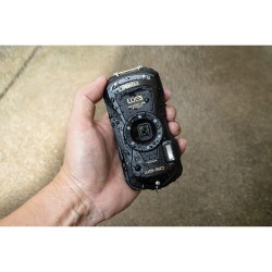 "Pentax WG-90 Black | Robuuste camera voor avontuurlijke fotografen"