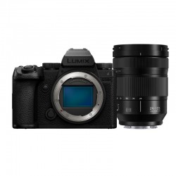 "Panasonic Lumix S5 IIX S 24-105mm f/4 Macro O.I.S. | Foto-Groep"