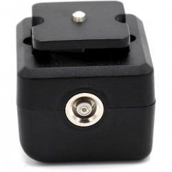 Caruba Hot Shoe Adapter (Middencontact To X Contact)