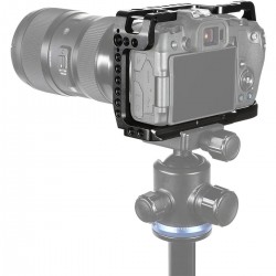 Zeker! Hier is een pakkende en SEO-geoptimaliseerde meta-titel voor de 2332 Cage for Canon EOS RP, gericht op camera liefhebbers