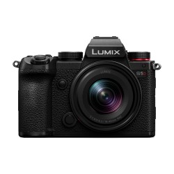"Panasonic LUMIX S5D S 18-40mm f/4.5-6.3 | Foto-Groep"