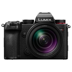 "Panasonic LUMIX S5D S 28-200mm f/4-7.1 | Foto-Groep"