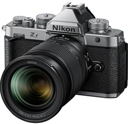 Nikon Z f body zilver + 24-70mm f/4 