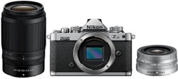 Nikon Z fc +16-50 + NIKKOR Z DX 50-250mm F4.5-6.3 VR zwart