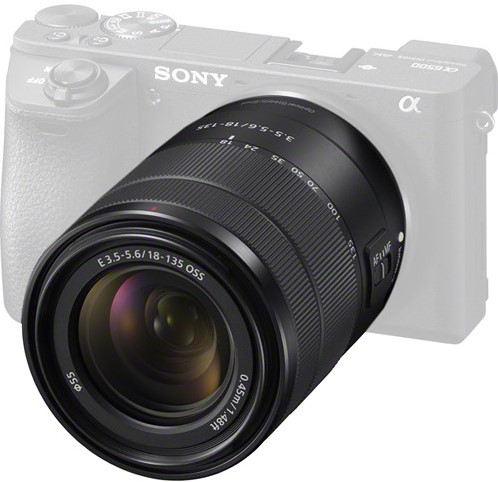 Sony E 18-135mm f3.5-5.6 OSS-2