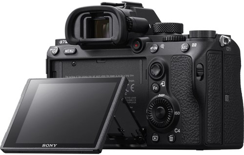 Sony Alpha A7 Mk III + FE 24-240mm f/3.5-6.3 OSS
