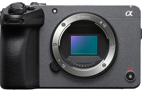 Sony FX30B + Sony 24-105mm f4.0 SEL FE G OSS (SEL24105G.SYX)-2
